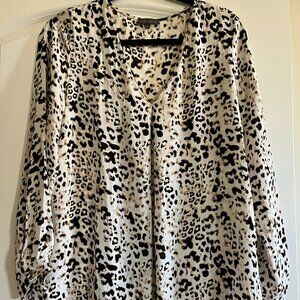 Vince Camuto Leopard Top